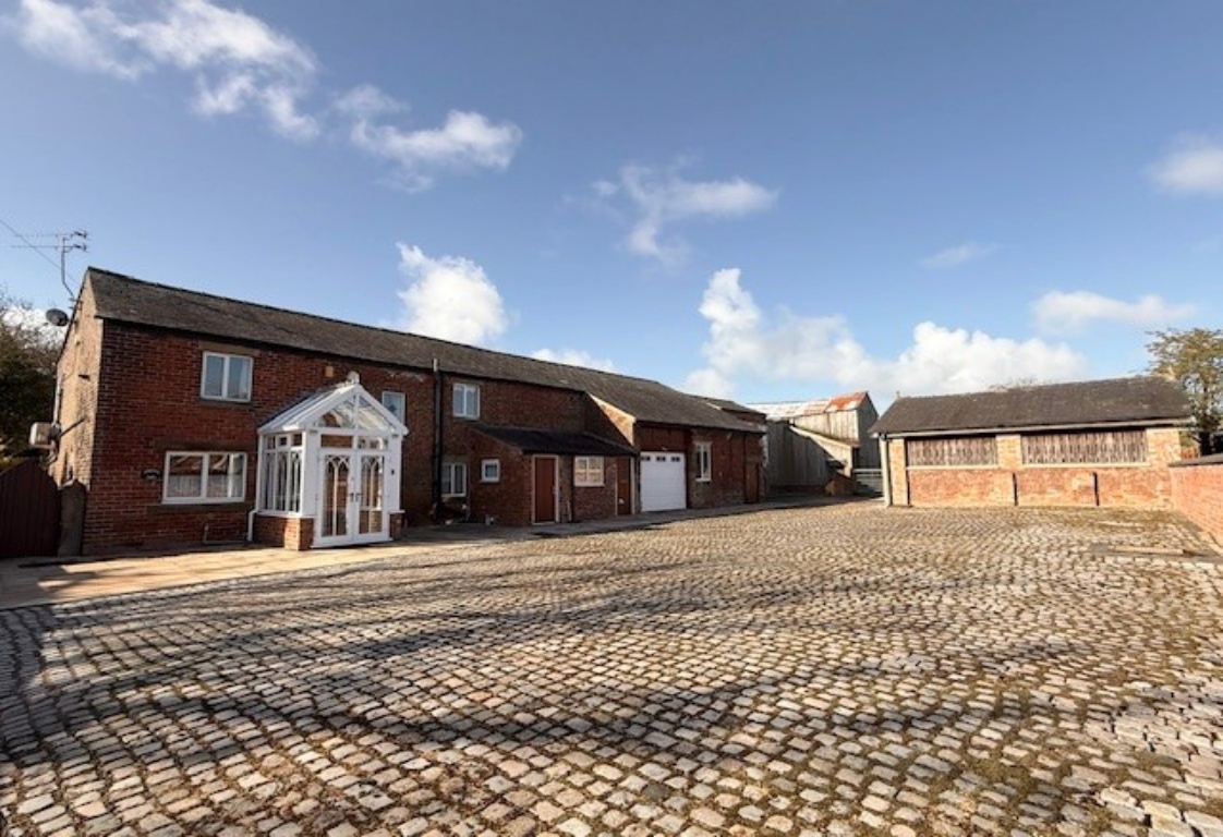 Dobsons Farm, Sandygate Lane, Broughton PR3 5LA